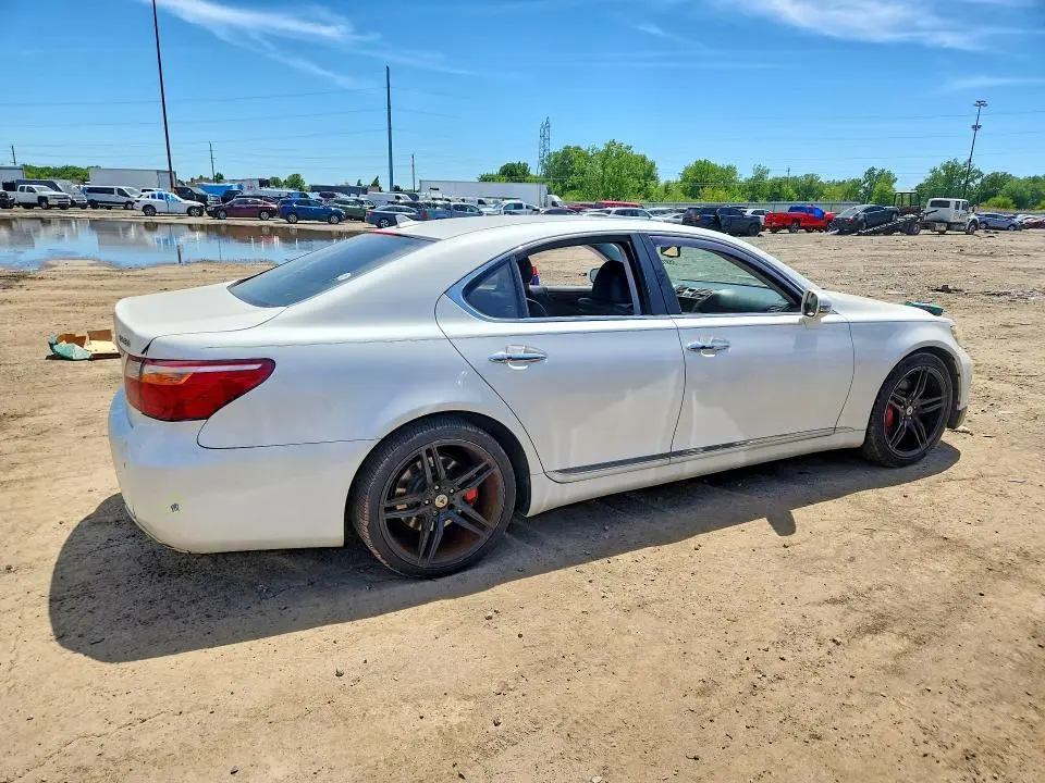 2010 LEXUS LS 460  