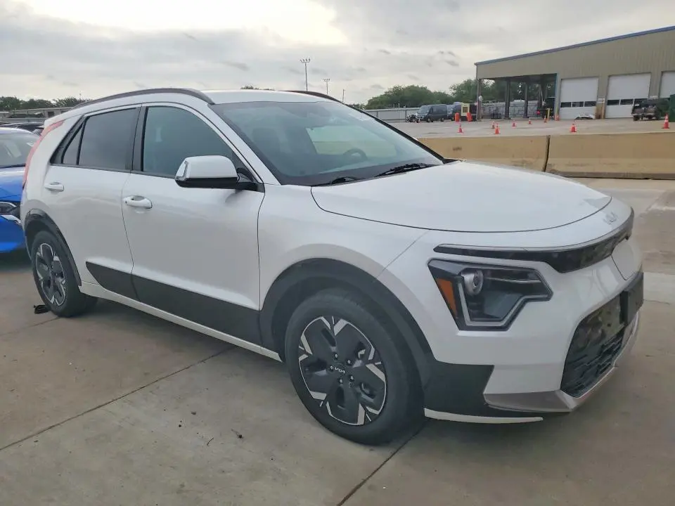 2024 KIA NIRO WIND  