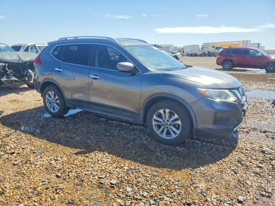 2017 NISSAN ROGUE SV  