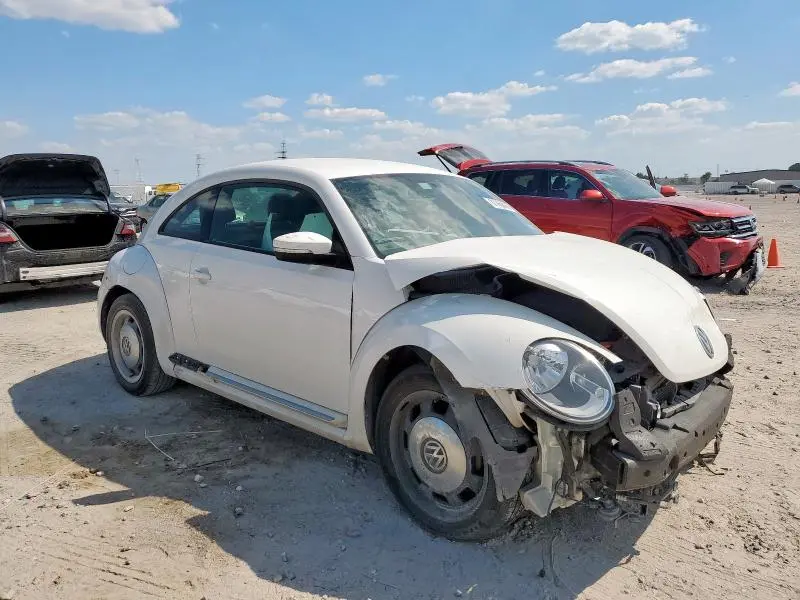 2012 VOLKSWAGEN BEETLE   