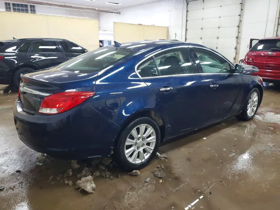 2012 BUICK REGAL PREMIUM  