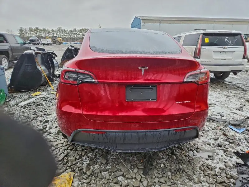 2024 TESLA MODEL Y   