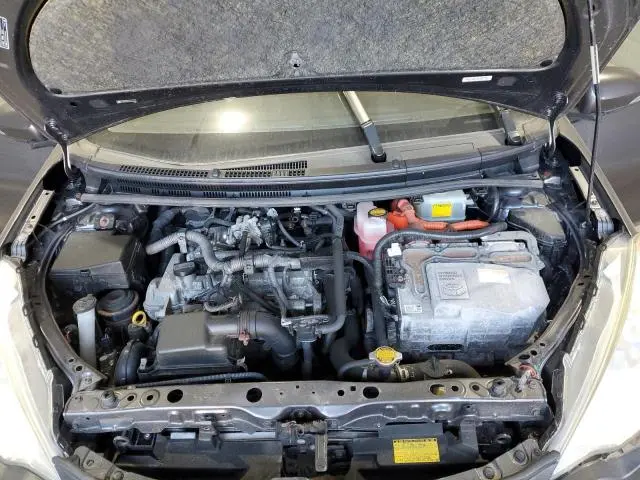 2013 TOYOTA PRIUS C 