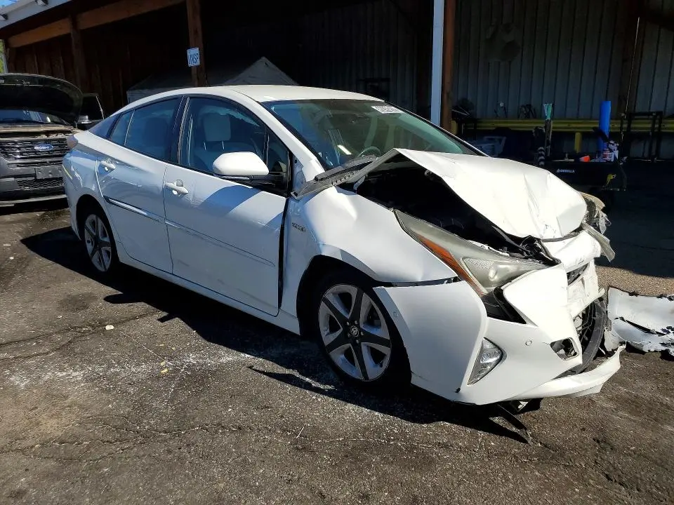 2016 TOYOTA PRIUS FOUR TOURING  