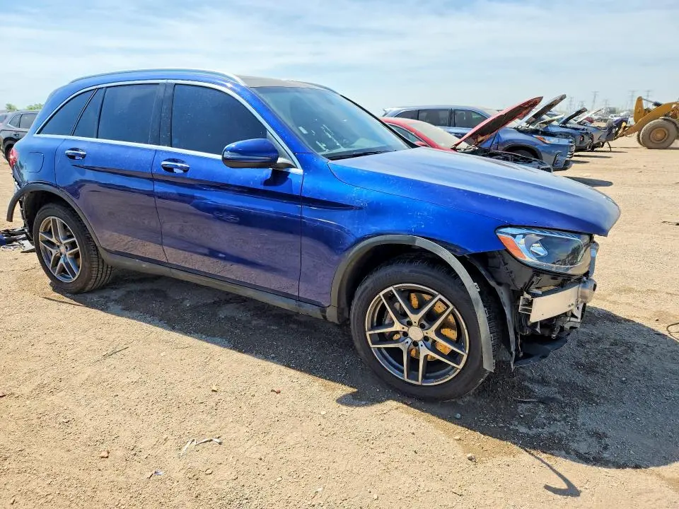2017 MERCEDES-BENZ GLC 300 4MATIC  