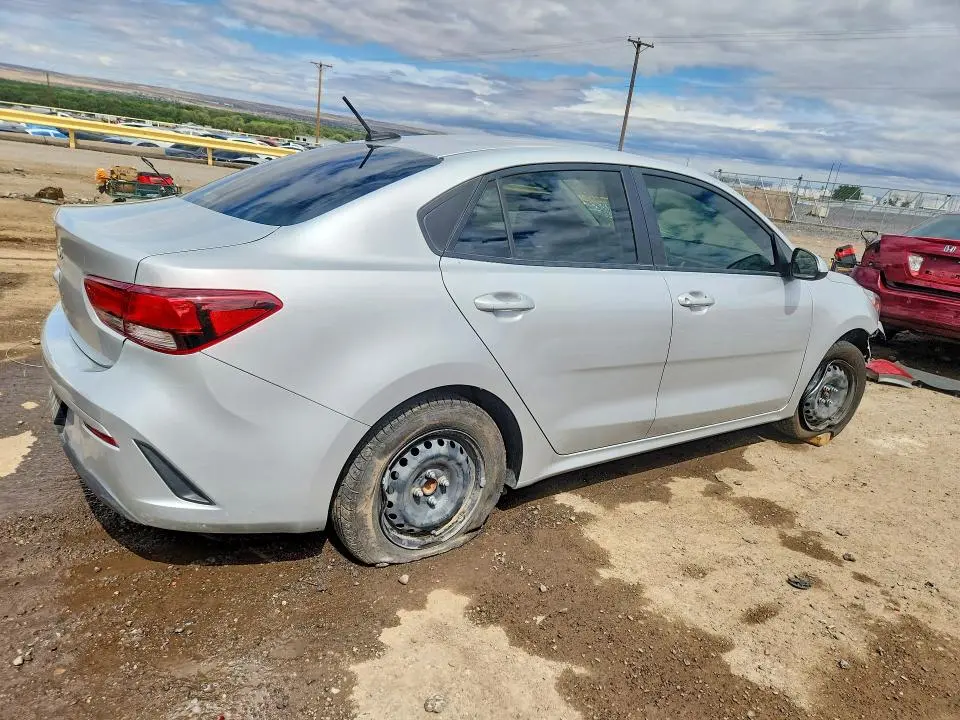 2023 KIA RIO LX  