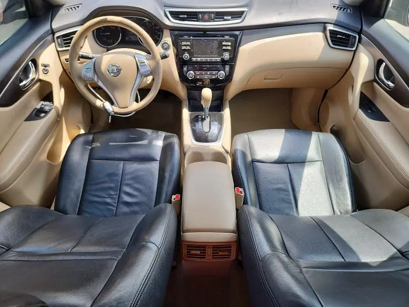 2015 NISSAN ROGUE SV  