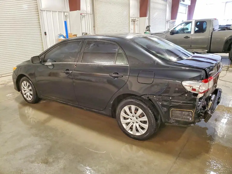 2013 TOYOTA COROLLA LE  