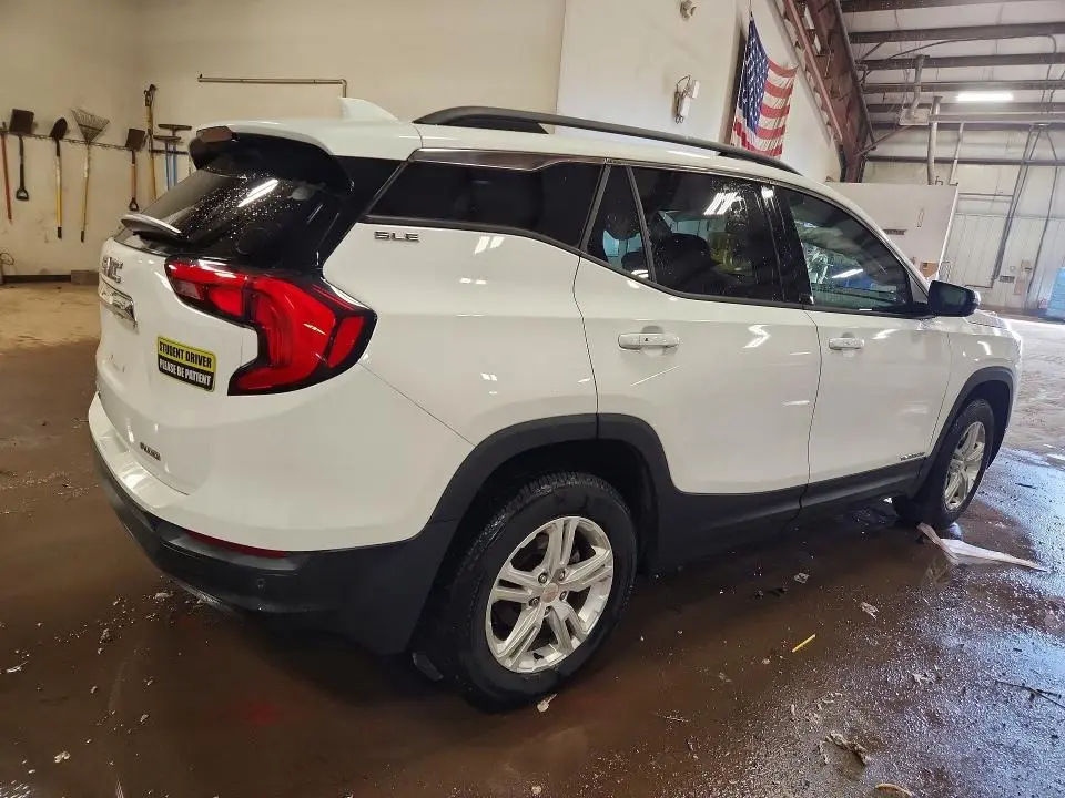 2019 GMC TERRAIN SLE  