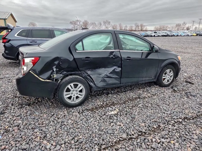 2015 CHEVROLET SONIC LT  