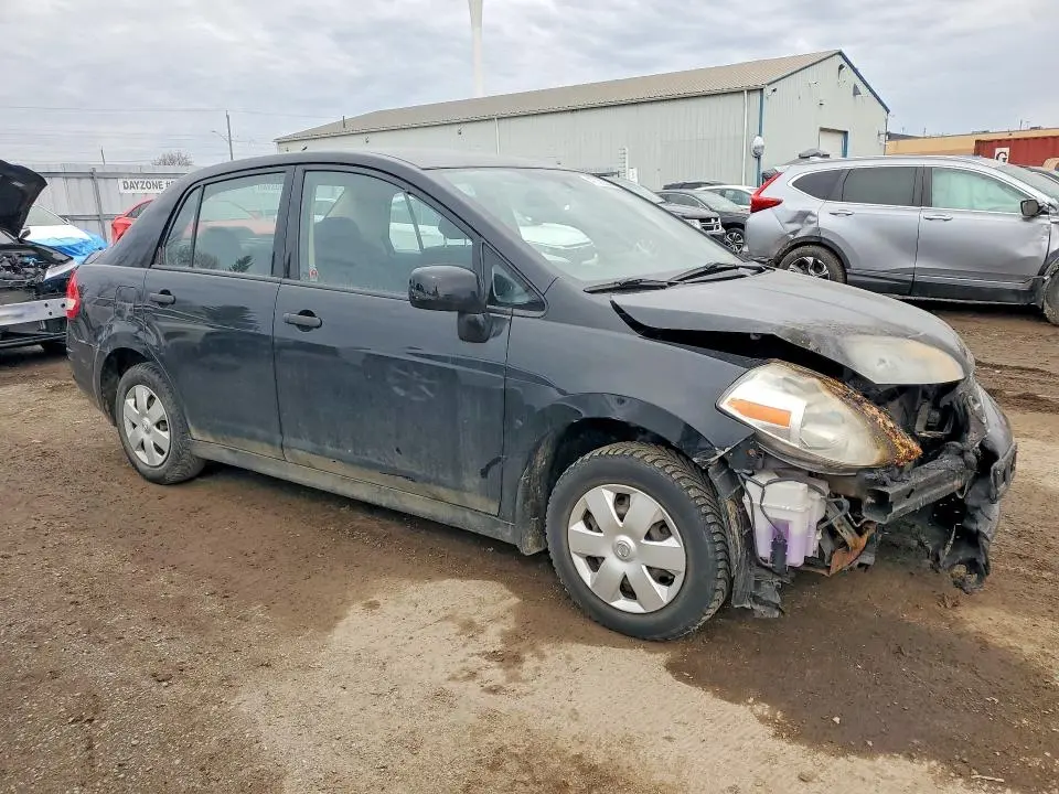 2011 NISSAN VERSA 1.6 BASE  