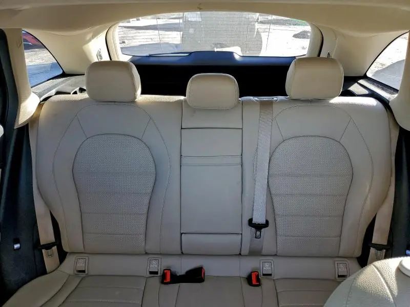 2016 MERCEDES-BENZ GLC 300  