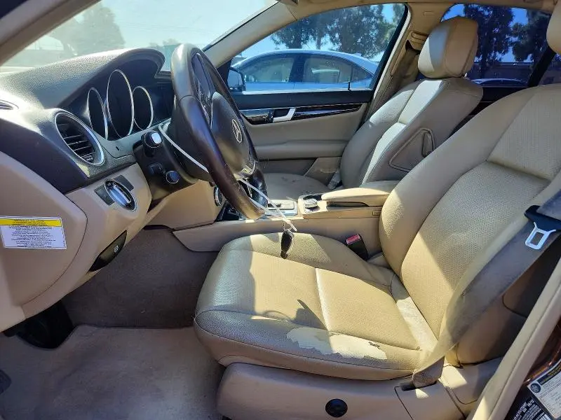 2013 MERCEDES-BENZ C 250  