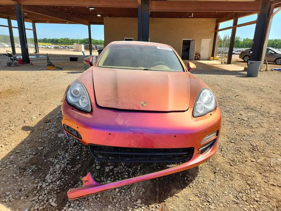 2013 PORSCHE PANAMERA 2  