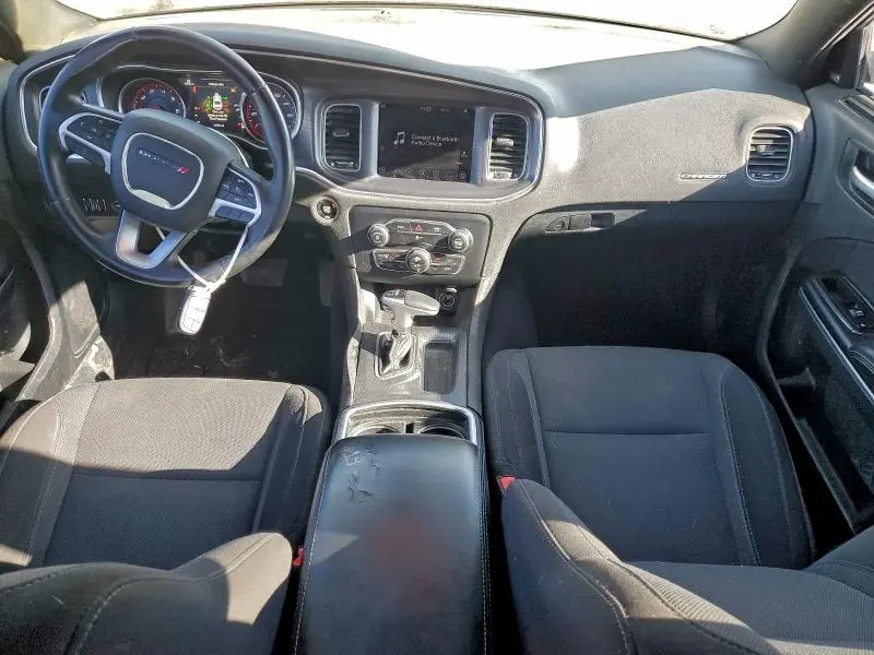 2017 DODGE CHARGER SXT  