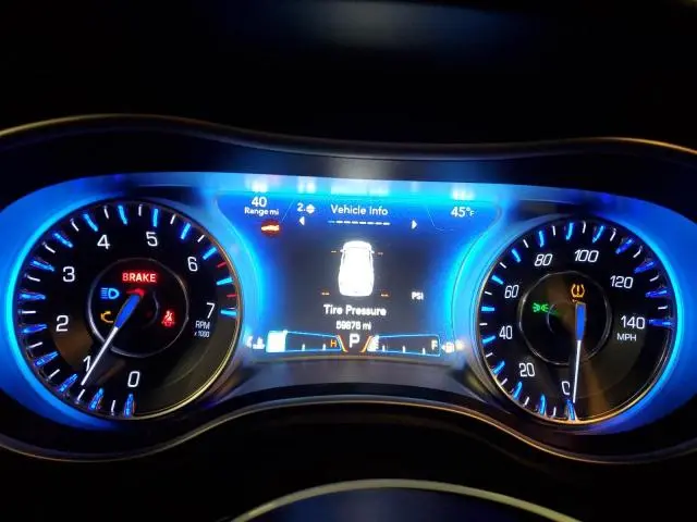 2015 CHRYSLER 300 LIMITED  