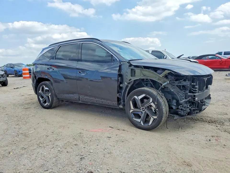2023 HYUNDAI TUCSON BLUE SE  