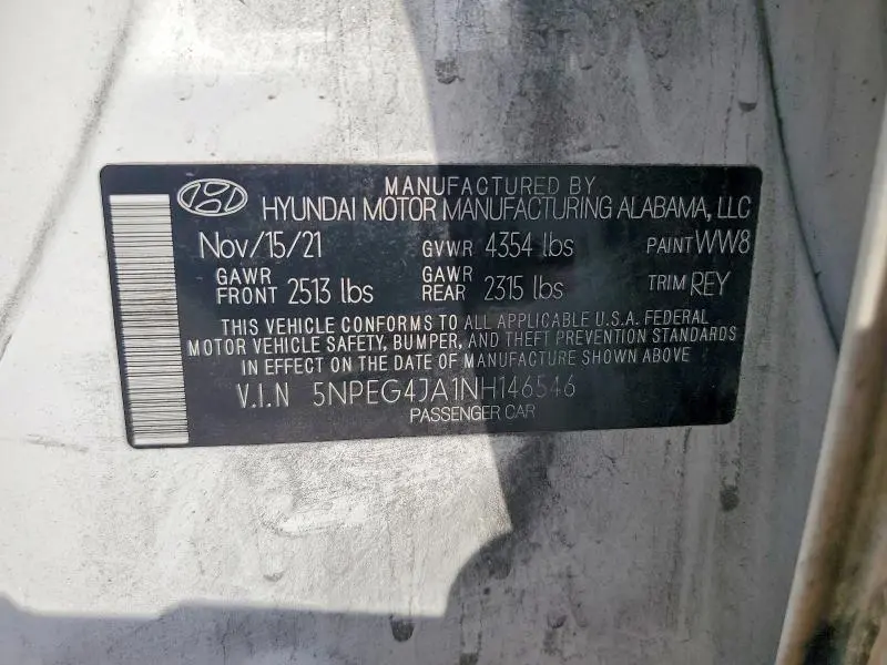 2022 HYUNDAI SONATA SE  