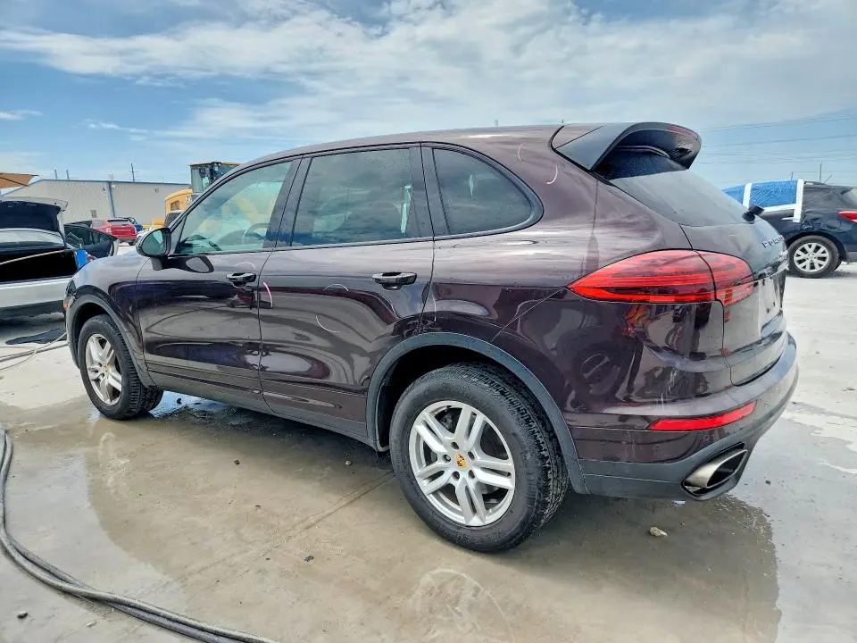 2016 PORSCHE CAYENNE   
