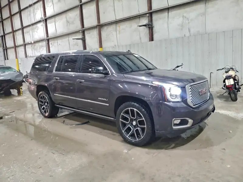 2017 GMC YUKON XL DENALI  