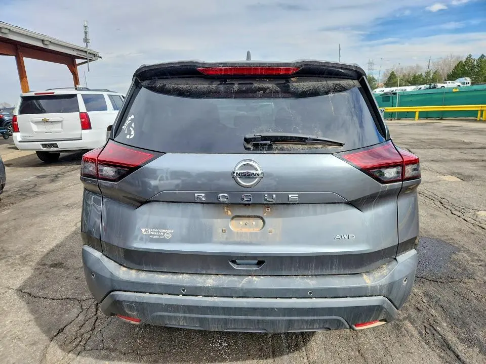 2021 NISSAN ROGUE S  