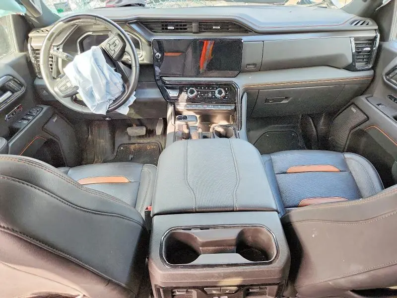 2024 GMC SIERRA K1500 AT4  