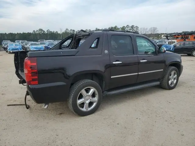 2013 CHEVROLET AVALANCHE LTZ  