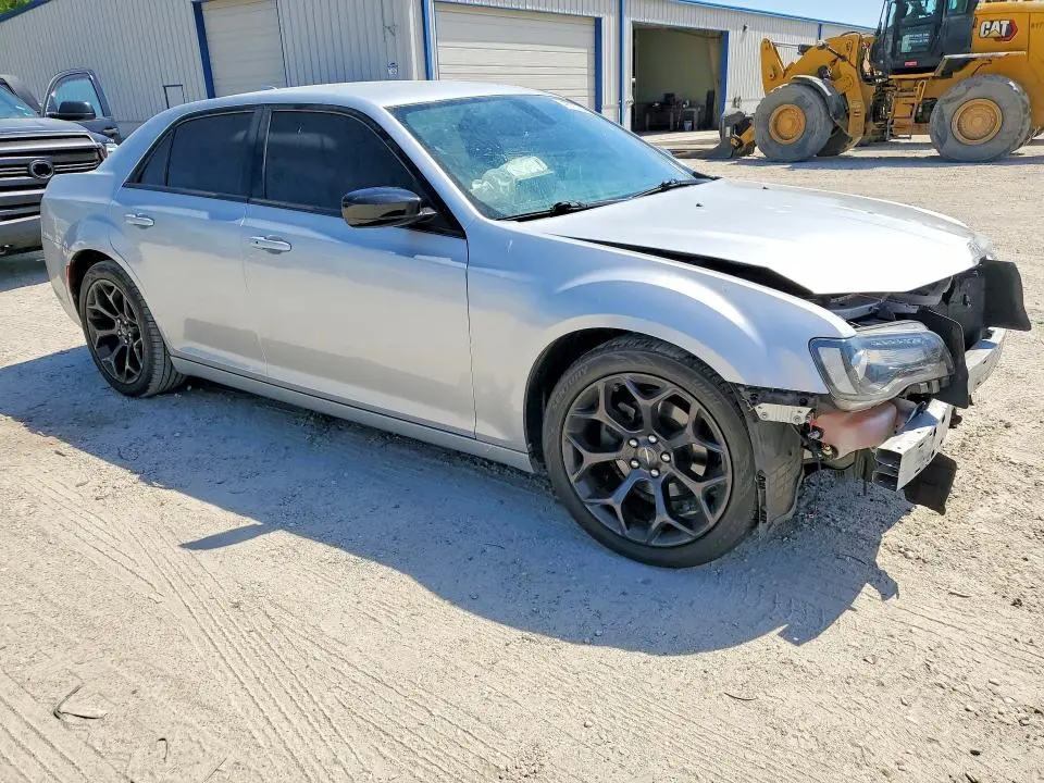 2019 CHRYSLER 300 TOURING  