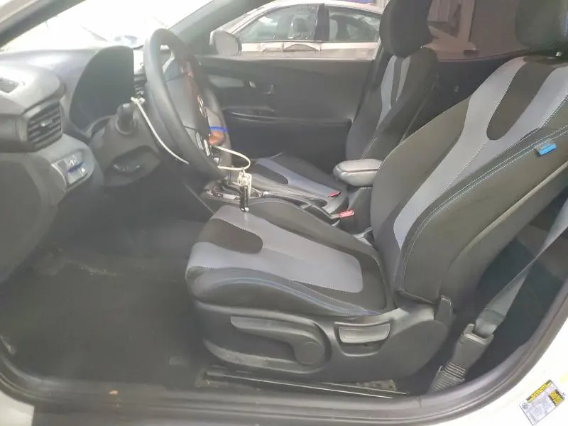 2019 HYUNDAI VELOSTER BASE  