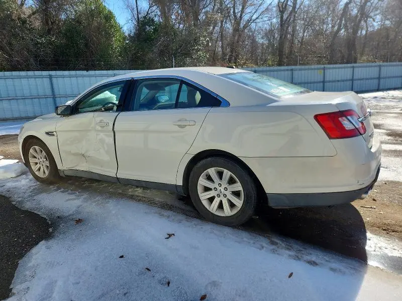 2011 FORD TAURUS SE  