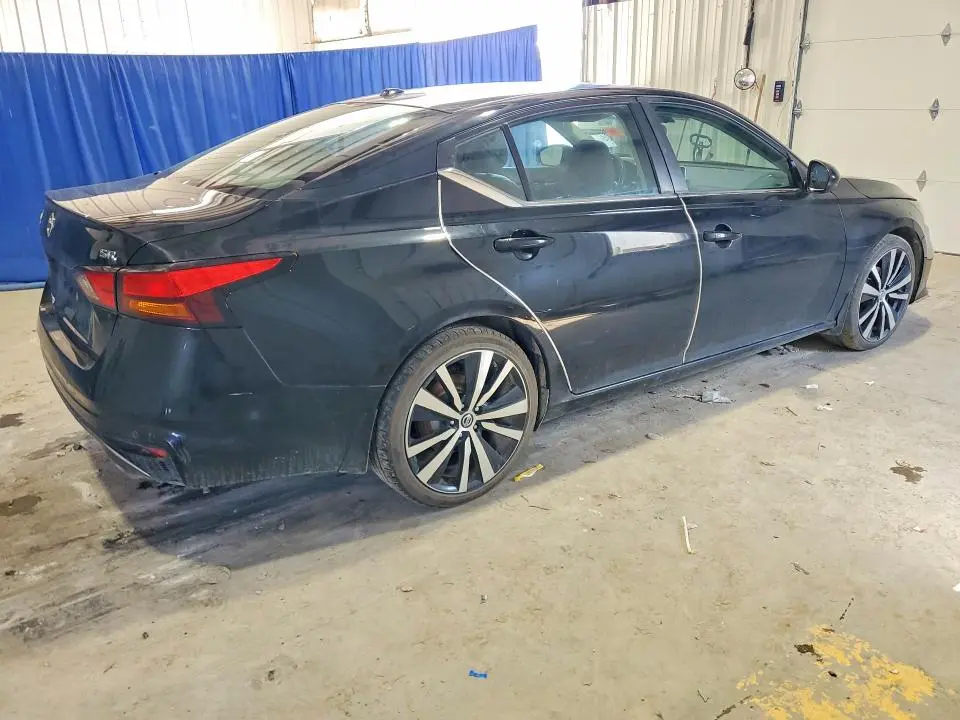 2020 NISSAN ALTIMA SR  