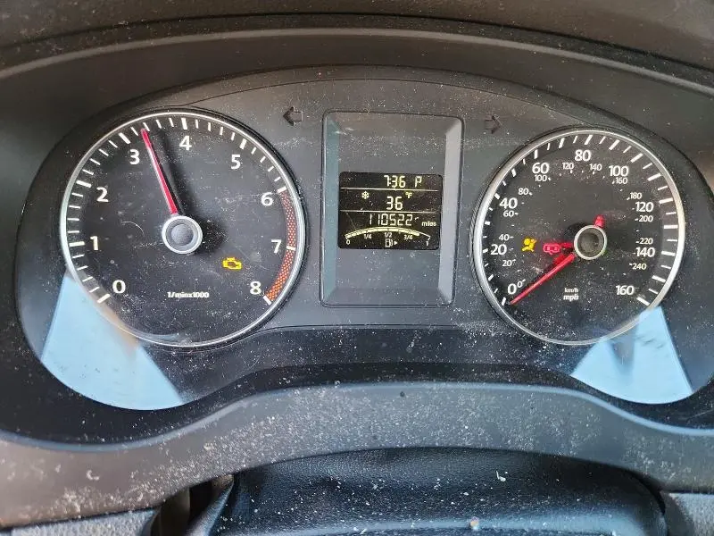 2012 VOLKSWAGEN JETTA SE  