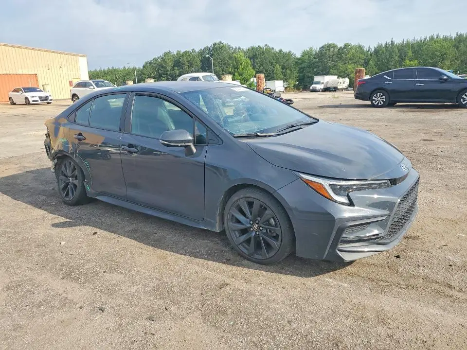 2024 TOYOTA COROLLA SE  