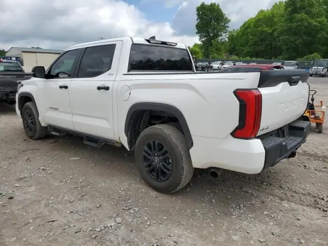 2025 TOYOTA TUNDRA CREWMAX SR  