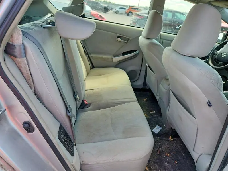 2013 TOYOTA PRIUS TWO  