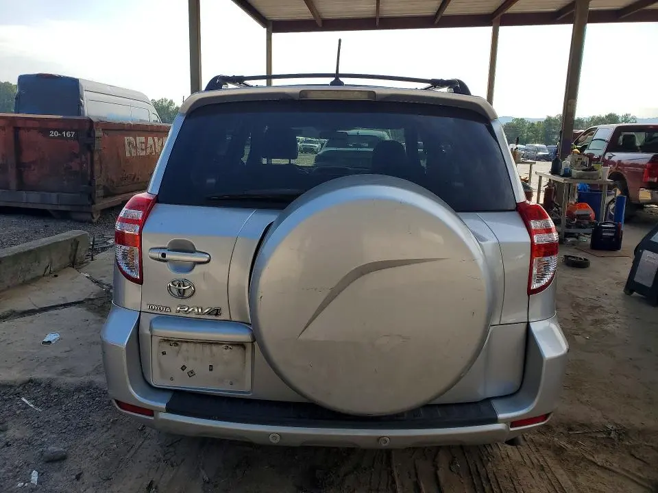 2010 TOYOTA RAV4 LIMITED  