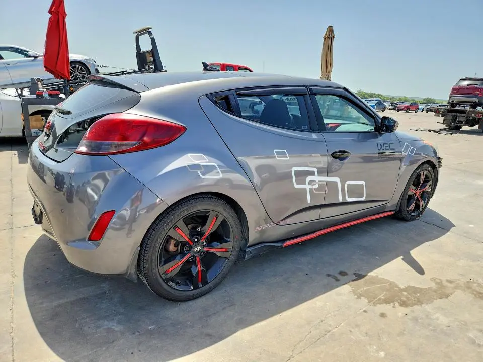 2012 HYUNDAI VELOSTER BASE  