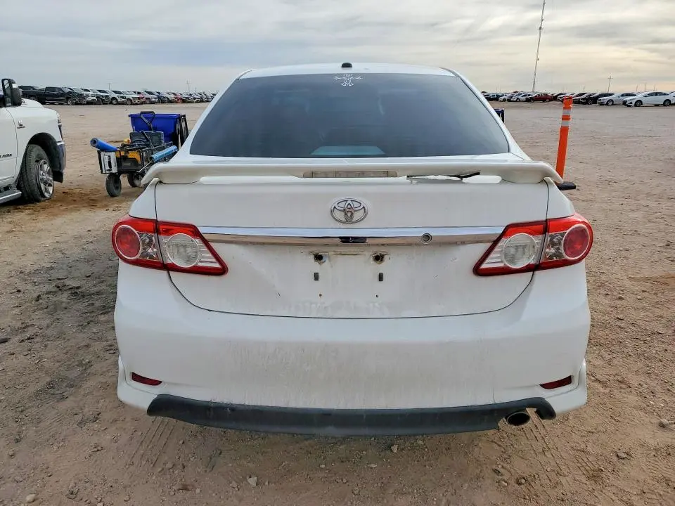 2013 TOYOTA COROLLA   