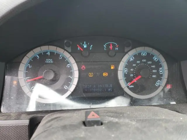 2010 FORD ESCAPE LIMITED  