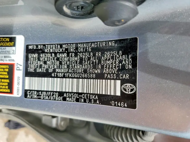 2016 TOYOTA CAMRY SE  
