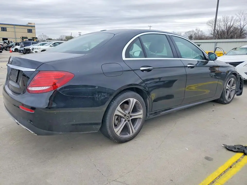 2020 MERCEDES-BENZ E 350  