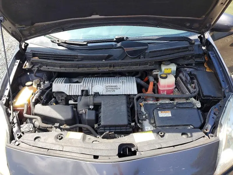 2013 TOYOTA PRIUS FOUR  