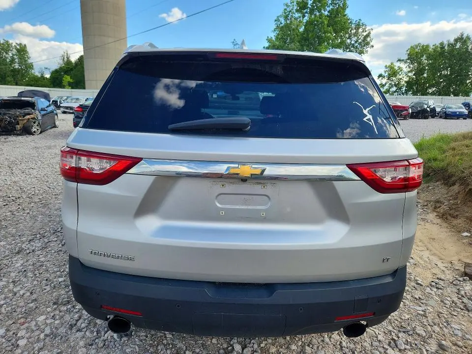 2018 CHEVROLET TRAVERSE LT  