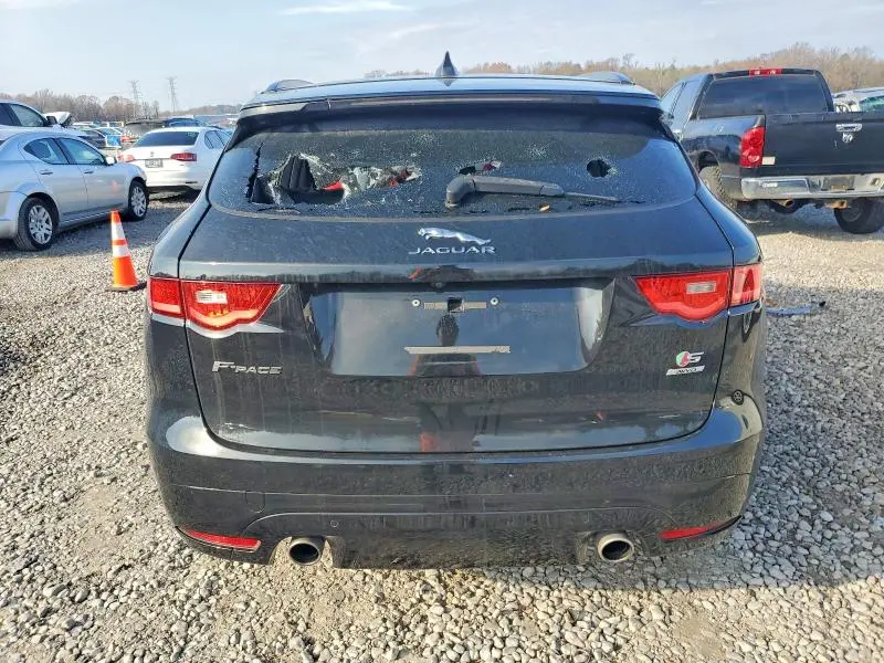 2018 JAGUAR F-PACE S  