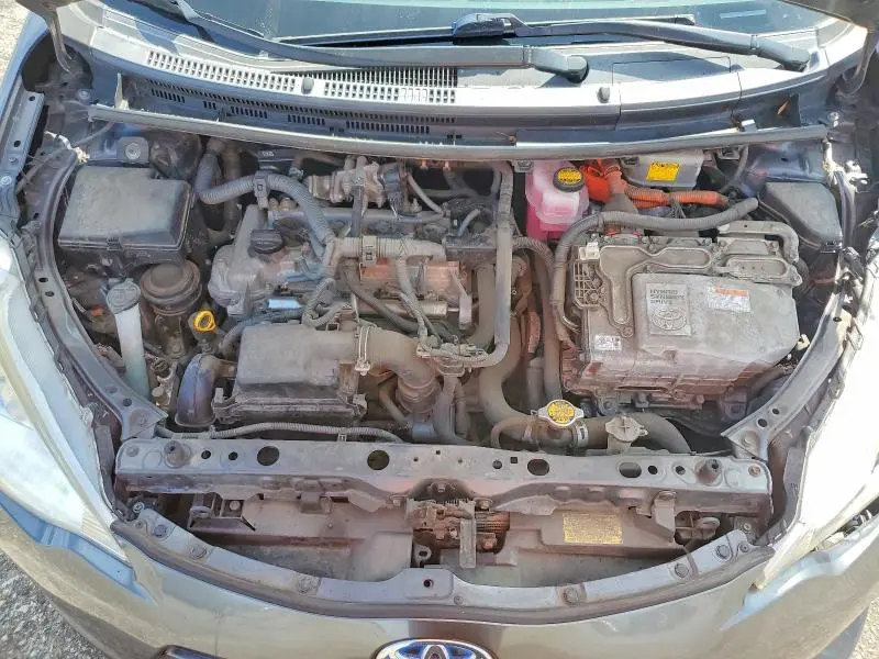 2014 TOYOTA PRIUS C THREE  