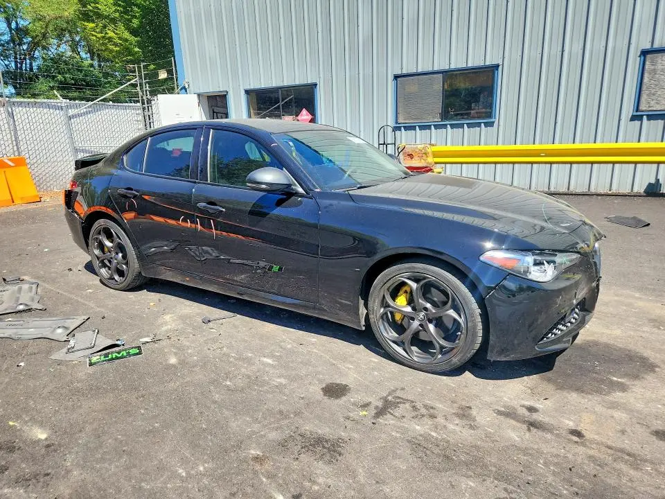 2019 ALFA ROMEO GIULIA   