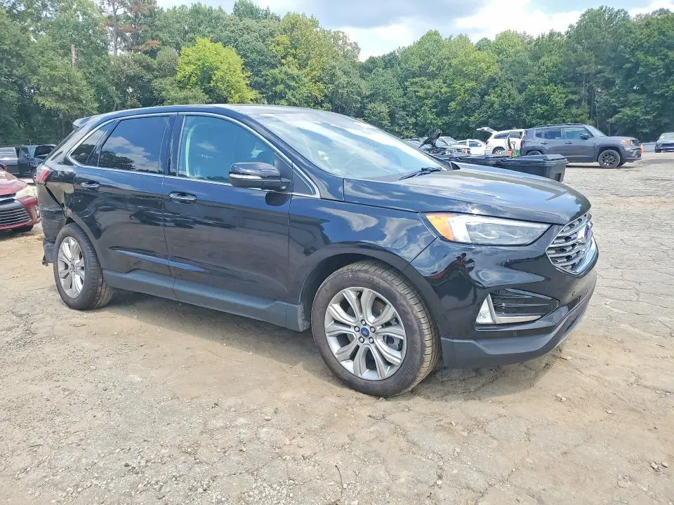 2022 FORD EDGE TITANIUM  