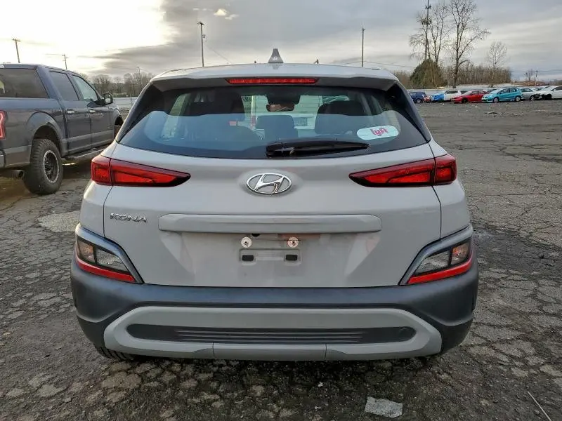 2023 HYUNDAI KONA SE  