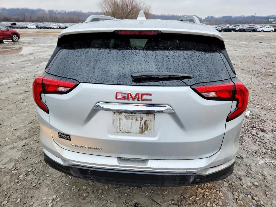 2020 GMC TERRAIN SLT  
