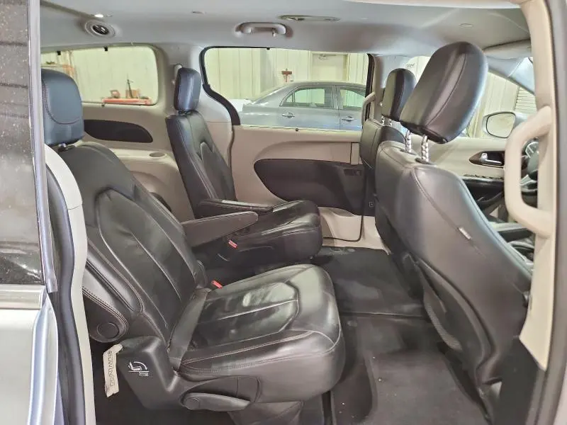 2017 CHRYSLER PACIFICA TOURING L  
